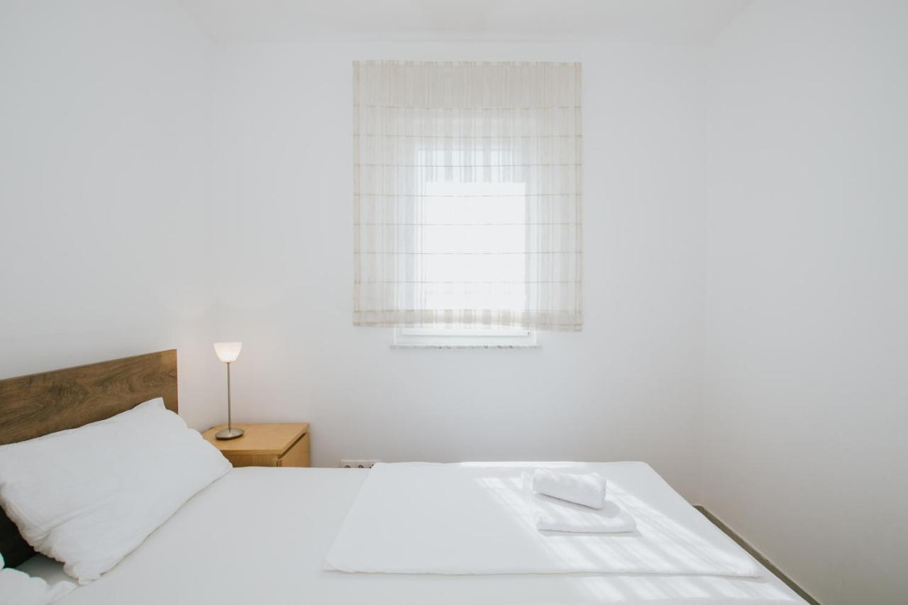 Апартаменти Apartman Sunny Трогір Екстер'єр фото