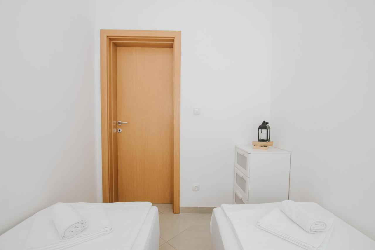Апартаменти Apartman Sunny Трогір Екстер'єр фото